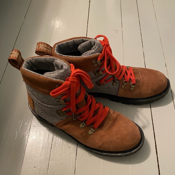 Toms Shoes - TOMS Summit waterproof boots